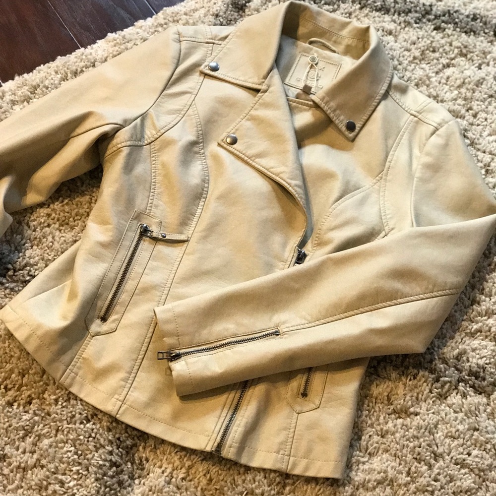 Max Studio Jacket Fully Lined Size L Brand New